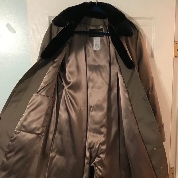 Eddie Bauer Premium Goose Down Coat - Picture 2 of 2